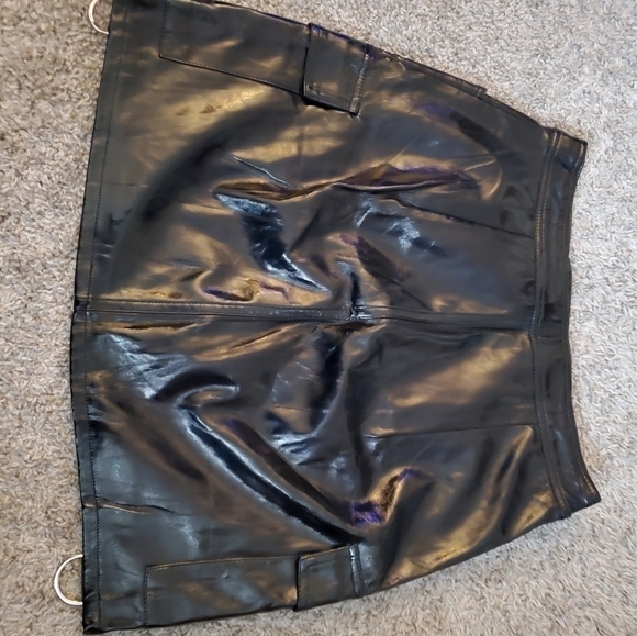 FOREVER 21 Vegan Leather Mini Skirt - Picture 7 of 7